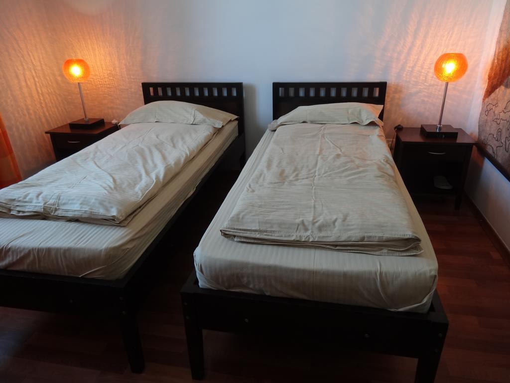 Amir Hotel Karakol Phòng bức ảnh