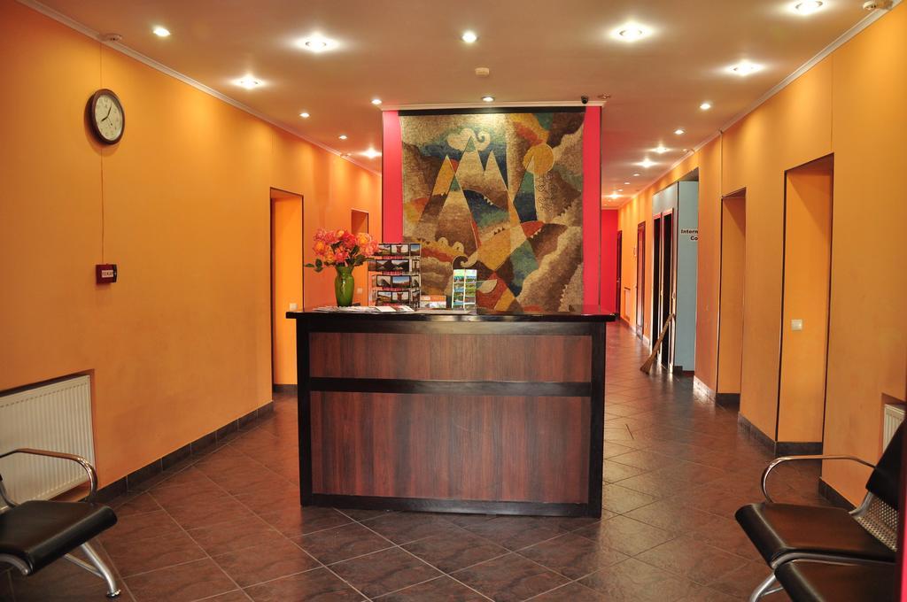Amir Hotel Karakol Ngoại thất bức ảnh